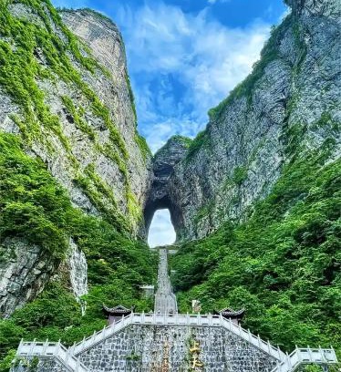 Yongding Casa | 拾光有你民宿-Tianmen mountain-Book ticket service