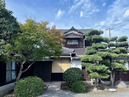 Uno Apartamento | 日々の宿しののめ102 宇野駅から車で5分 直島へ 最大8名様 古民家