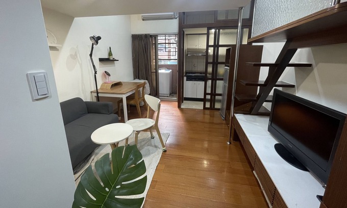 Xinyi Apartamento | 暮光公寓 x 健身教練｜台北 101 ｜Pool｜夜市 ｜cafe｜MRT捷運站｜Gym