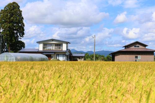 Hanamaki Apartamento | 期間限定連泊割-新幹線徒歩15分-空港車8分-田んぼに囲まれて暮らす自然に寄り添う静かな一棟貸切宿