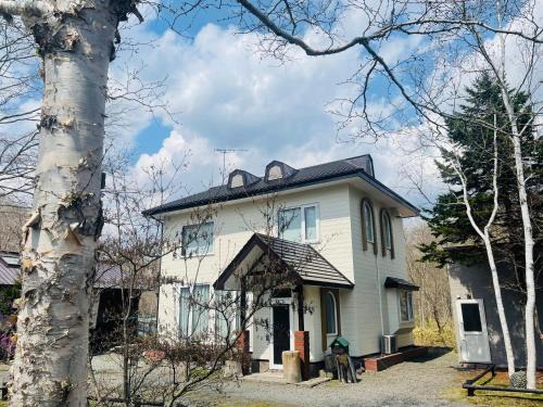 Shiraoi Casa | 民泊JOYFUL天然温泉付きログハウス
