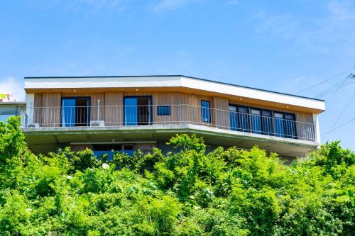 Shikiya Casa | 海と星の南城邸