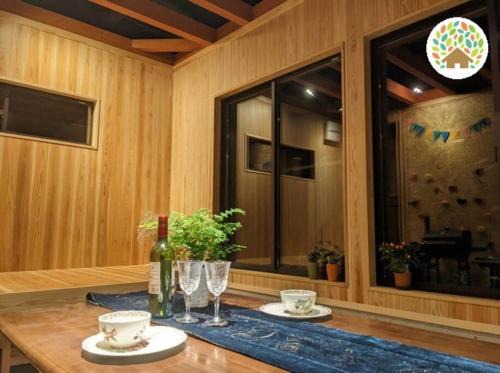 Mikata-gun Villa | 滋賀高島1A,1日1組限定の隠れ宿,けしきのお宿メタセコイアの森,素泊りプラン朝夕なし,琵琶湖sup,女子大興奮おしゃれ一棟貸グランピング