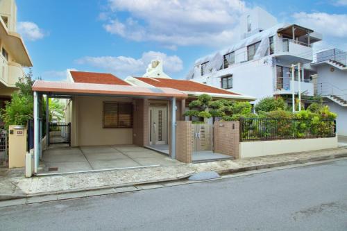 Naha Apartamento | 癒しの空間 One Earth