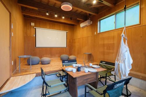 Furusato Cho Casa | 誰もが魅了される桜島ブルーのUminoてらす
