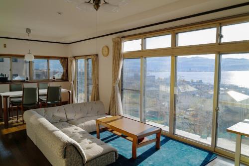 Kamisuwa Onsen Apartamento | 諏訪絶景ハウス - Suwa Panorama House