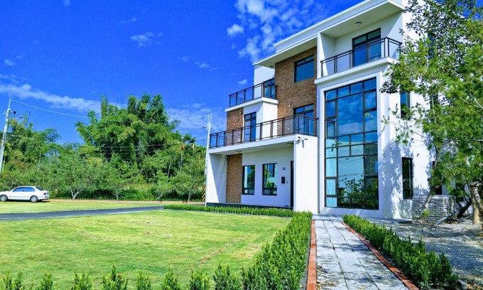 Jiji Casa | 風鈴鐵道包棟Villa莊園-全新電梯景觀莊園