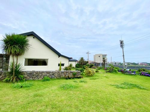 Pyoseon Villa | 오를 Orle