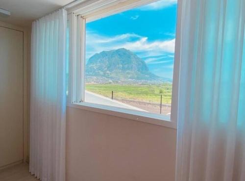 Andeok Apartamento | 제주 웅장한 산방산뷰 사계2248 해무리동 감성숙소