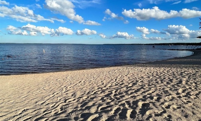 Sebago Casa | 0.4 mile walk away from the Sebago Town Beach.