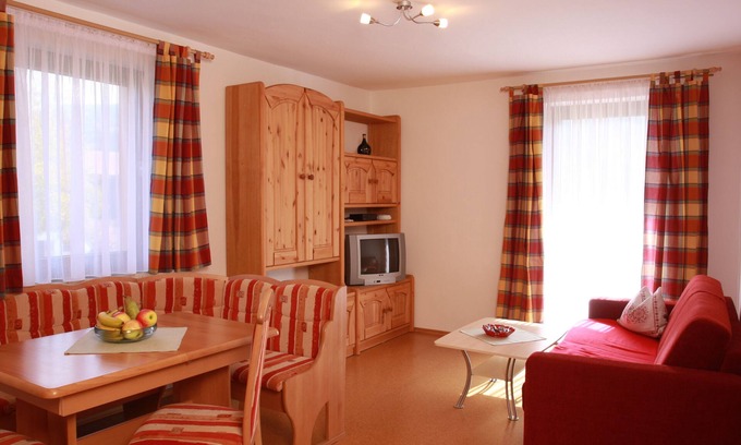 Bergen Apartamento | 01 Apartamentos Hochfelln / Hochgern para 4 personas. 43 metros cuadrados. 1 sala de estar, 1 dormitorio, cocina, ducha / WC, balcón