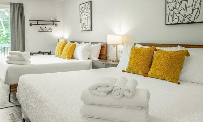 Chattanooga Hotel | 02 The Wright Suite - A PMI Scenic City Vacation Rental