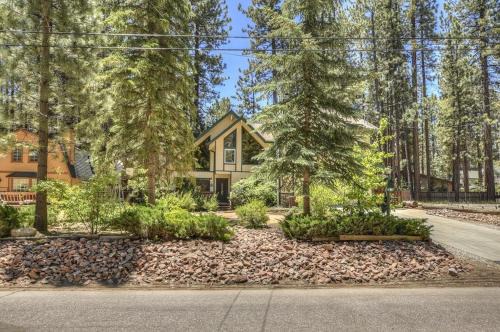Summit Estates Casa | 020 - Summit Haus - Meredith Lodging