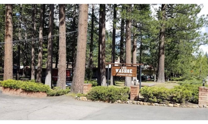 Tahoe Island Apartamento | 04 -The Tahoe Blu studio!