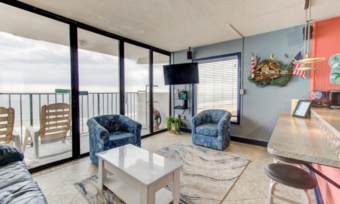 Wilmington Beach Apartamento | 0914 Changes In Attitude by Atlantic Towers