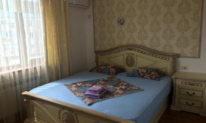 Atyrau Apartamento | 1 комнатная квартира в самом центре города на Жарбосынова 71
