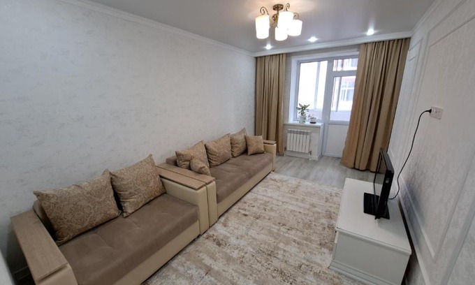Almaty District Apartamento | 1-комнатная квартира, 40 м², 5/9 этаж посуточно, Игишева 18. Все необходимые предметы для комфортного проживания