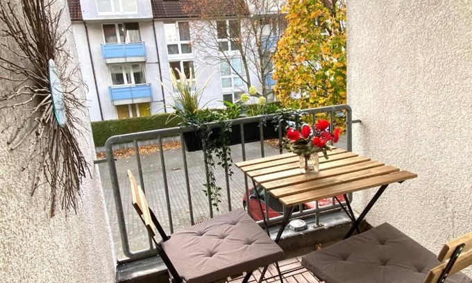 Limmer Apartamento | 1 1/2 room apartment with balcony - 4 single beds - NETFLIX -WiFi- - parking lot