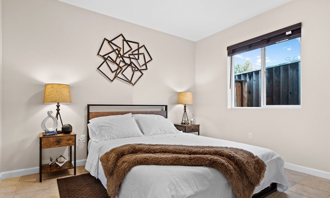 Santa Clara Cabaña | 1/1 ADU w/ Fast Wi-Fi (Minutes from Levi Stadium!)