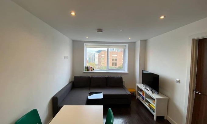 Sutton South Apartamento | 1+1 Modern flat next to Sutton train station