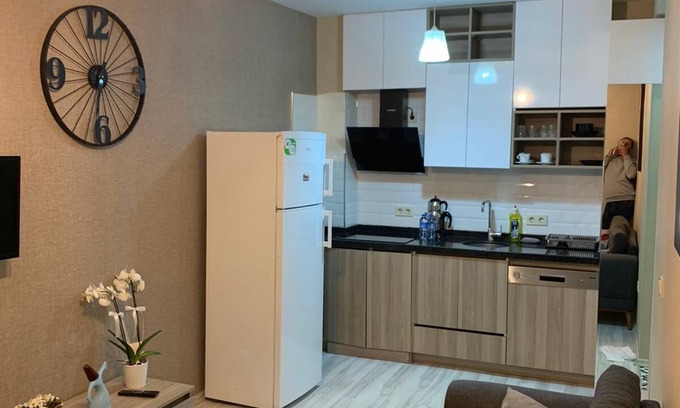 Kucukcekmece Apartamento | 1+1 RESİDENCE OTEL. NEAR TO METROBUS