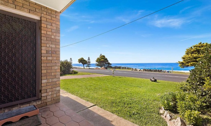 Kianga Casa | 1 15 Dalmeny Drive Kianga