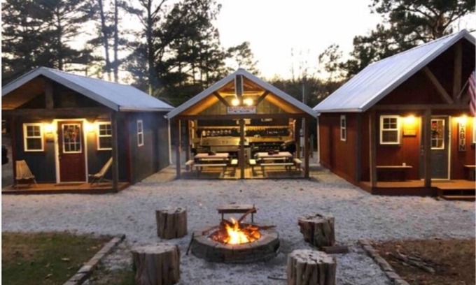 Townville Cabina | 1/4 mi LAKE HARTWELL Broyles/5 to Green Pond/15 to Clemson/Lockable Boat Shelter
