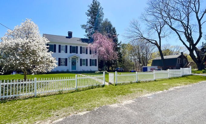 Madison Casa | 1.5 Acres Gorgeous 1860s Colonial House & Carriage Apartment