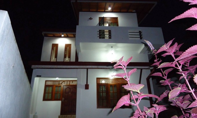 Kirimetimulla Villa | 1 and 1