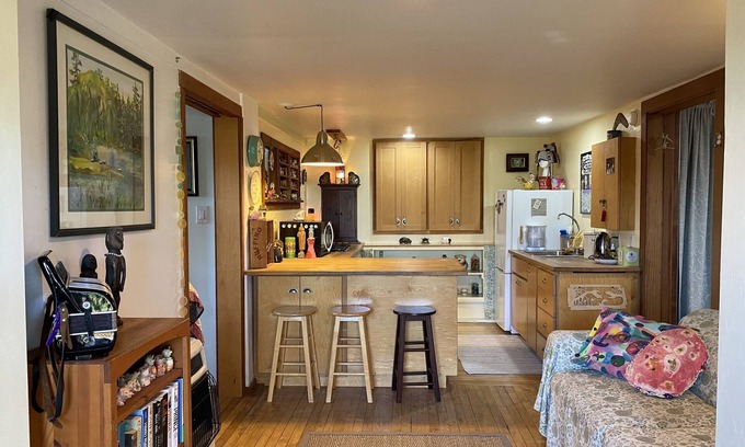 Point Richmond Apartamento | 1 Bdrm private apartment Pt Richmond - Artsy/Piano