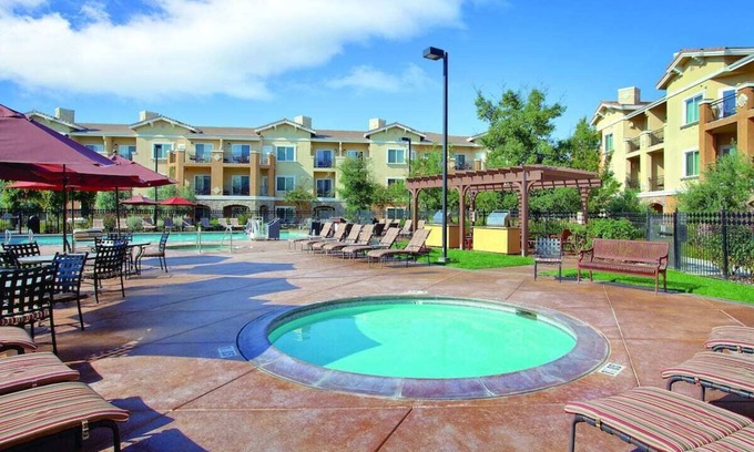 Napa Complejo | 1 bdrm Vino Bello+sofa sleeper sleeps 4 - Bottlerock w/ shuttle 4th night free!