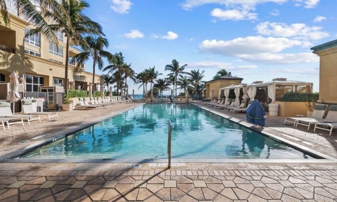 Singer Island Condominio | 1 Bed, 2 Bth Condo at the Palm Beach Marriott Singer Island resort and spa hotel