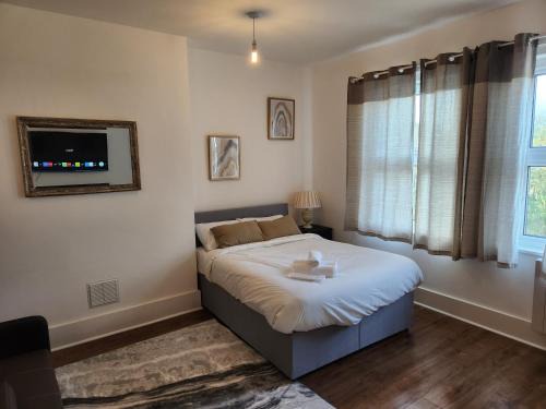 Stone Apartamento | 1 Bed Flat - Sleeps 3 - Parking - Wifi