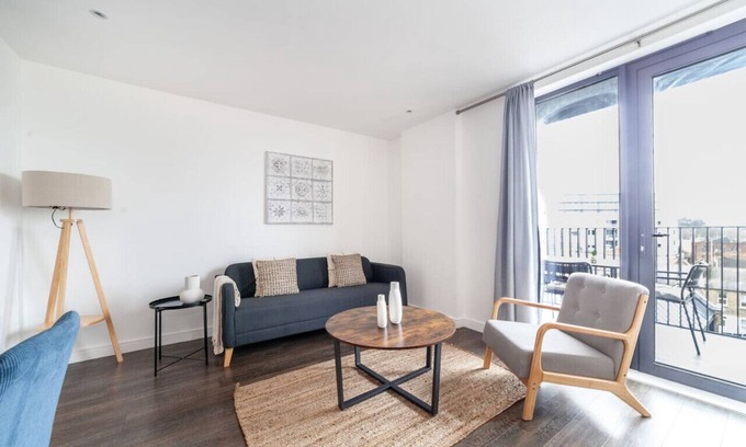 Woolwich Riverside Apartamento | 1 Bed Flat with Balcony in Woolwich