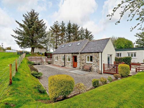 Marybank Casa | 1 Bed in Beauly 82778
