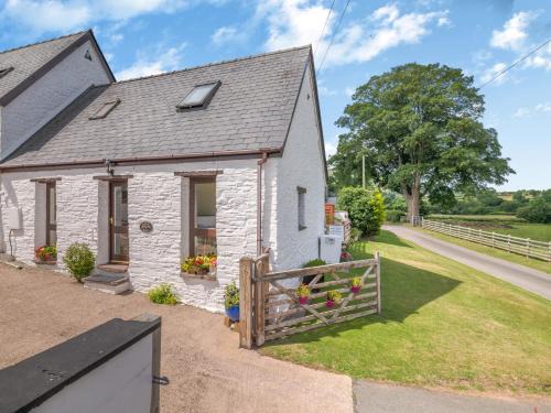 Brecon Casa | 1 Bed in Brecon BN015