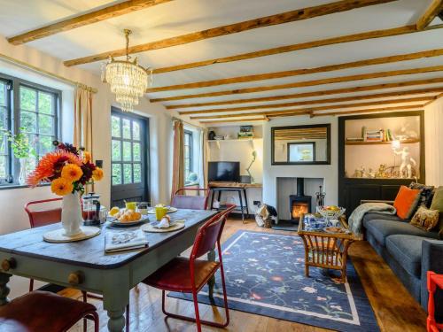 Bridport Casa | 1 Bed in Bridport 89687