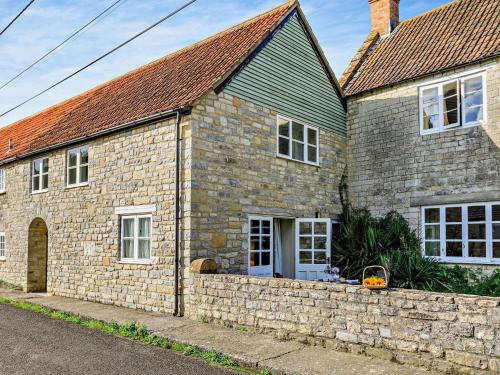 West Camel Casa | 1 Bed in Castle Cary POLOC