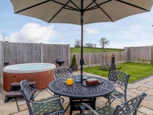 Tirley Casa | 1 Bed in Cheltenham 60276