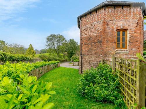 Clearwell Casa | 1 Bed in Clearwell 78375