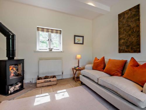 Sturminster Newton Casa | 1 Bed in Fifehead Neville 95771