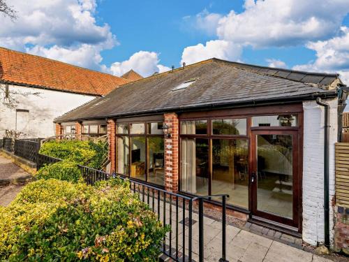 North Wheatley Casa | 1 Bed in Mattersey 91308
