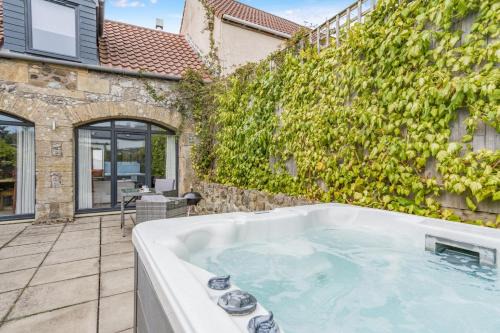 Cupar Casa | 1 Bed in Newburgh oc-h32593