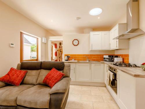 South Molton Casa | 1 Bed in South Molton 89089