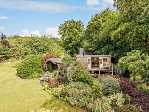 Kingswood Casa | 1 Bed in Welshpool 92796