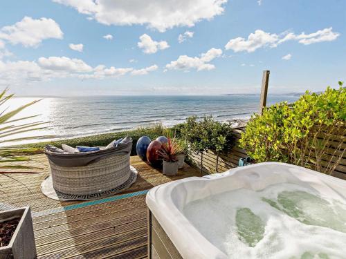 Freathy Casa | 1 Bed in Whitsand Bay 90168