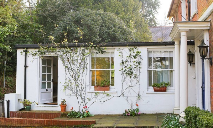 Frant Cabaña | 1 bedroom accommodation in Frant, Tunbridge Wells