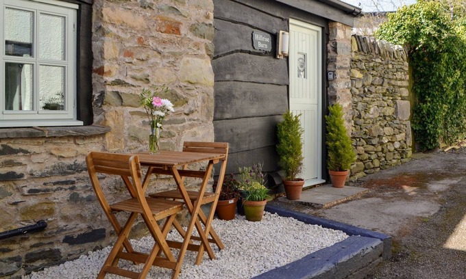 Flookburgh Cabaña | 1 bedroom accommodation in Flookburgh, near Grange-over-Sands