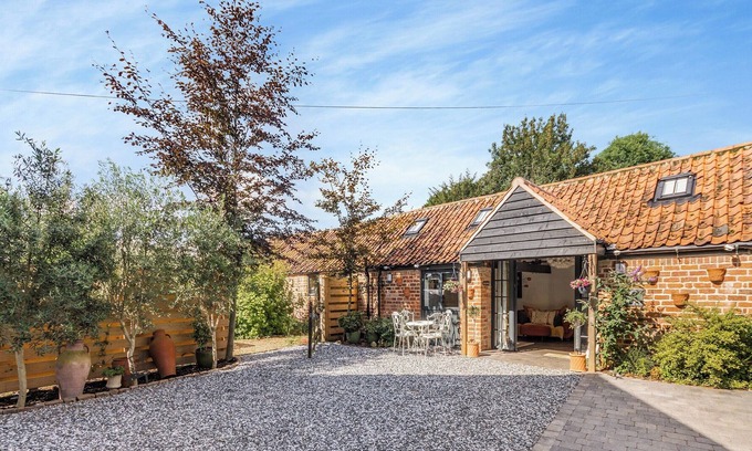 Barrowby Cabaña | 1 bedroom accommodation in Barrowby, near Grantham