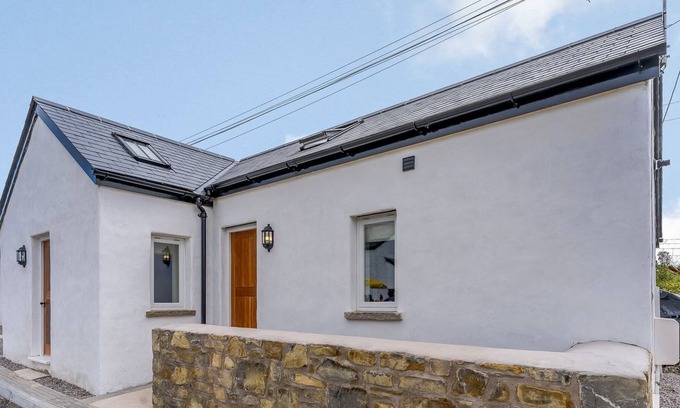 Monknash Cabaña | 1 bedroom accommodation in Monknash, near Cowbridge